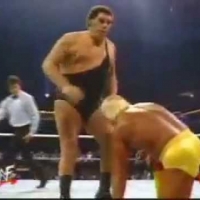 Andre the Giant vs Hulk Hogan - Wrestlemania